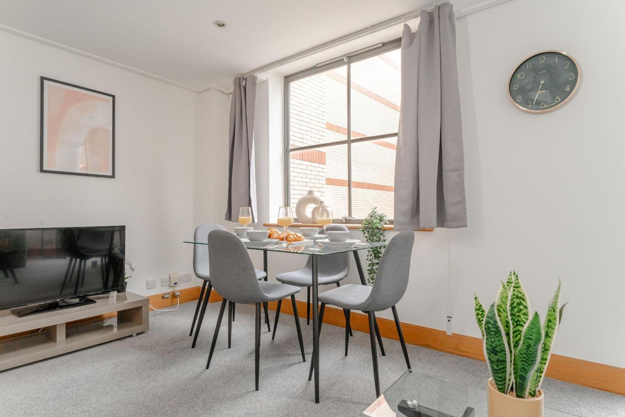 Holborn - 2Br Near Covent Garden -Cityapartmentstay Londra Exterior foto